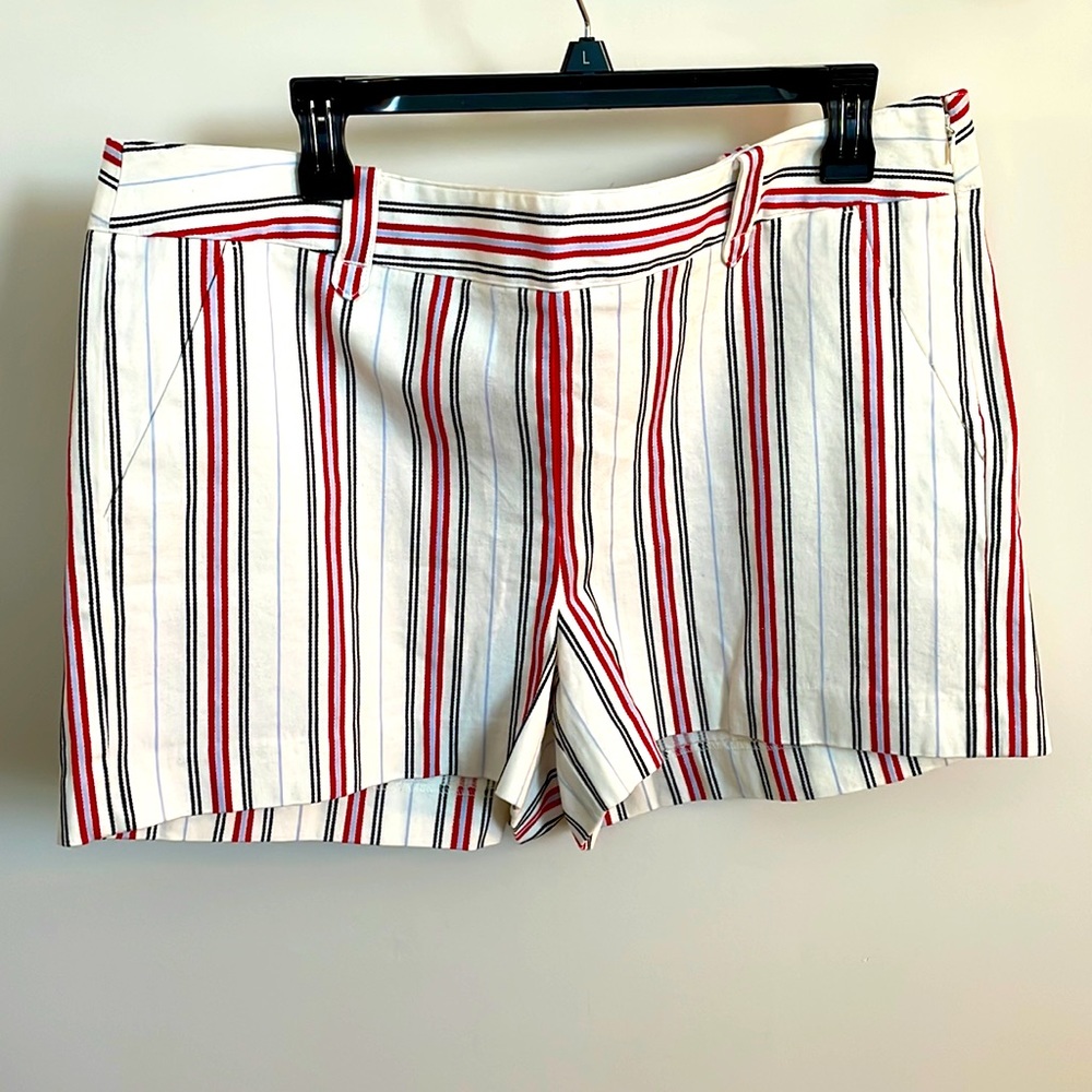 NWT LOFT SHORTS